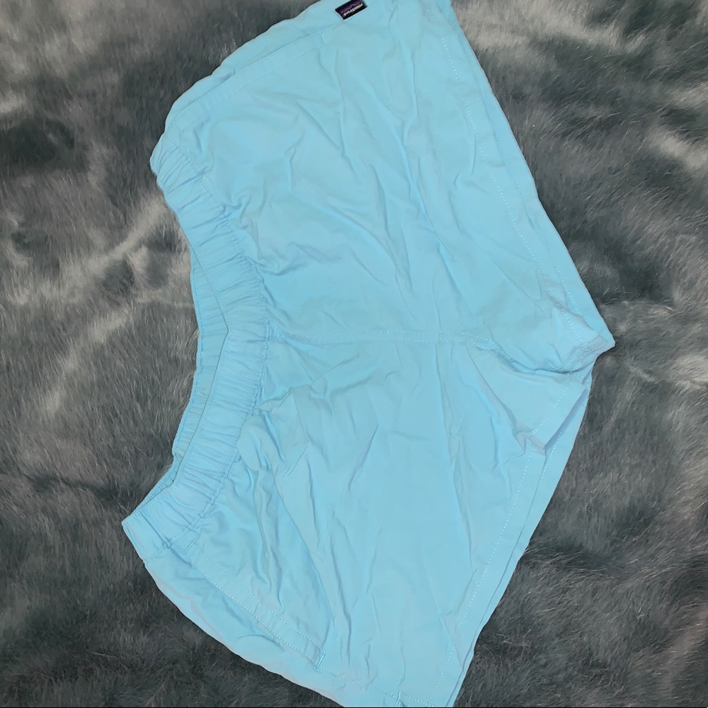 Patagonia Baggies (Women’s) sz L NEVER WORN